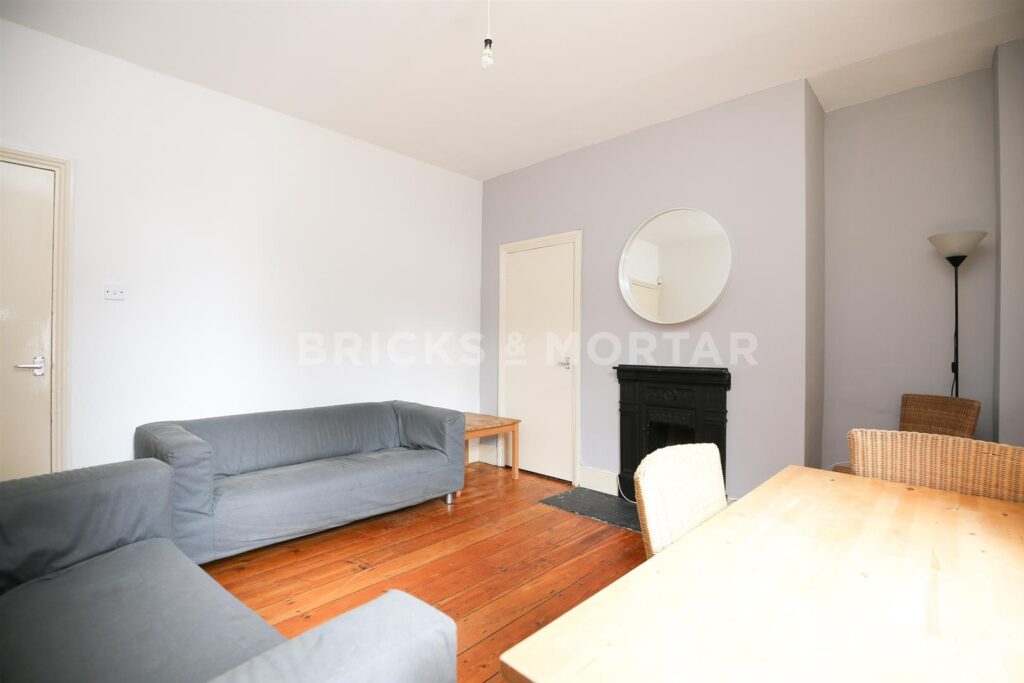 8 Chippendale Place, Spital Tongues, Newcastle Upon Tyne, NE2