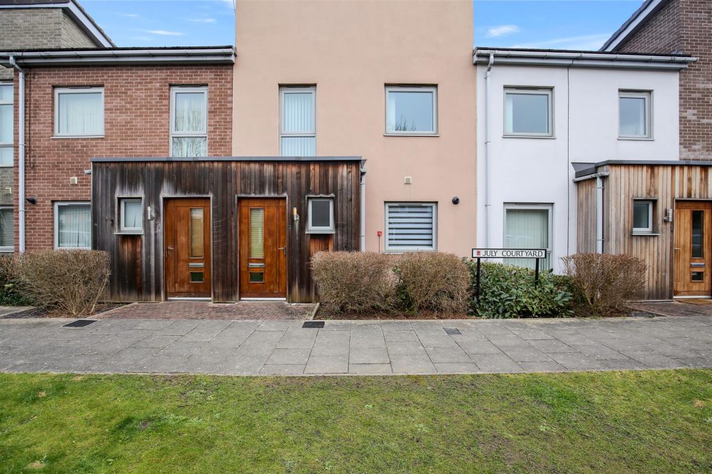 July Courtyard, Sunny Side South, Gateshead