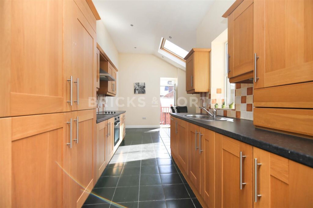 (£165pppw) Myrtle Grove, Jesmond, Newcastle Upon Tyne, NE2,