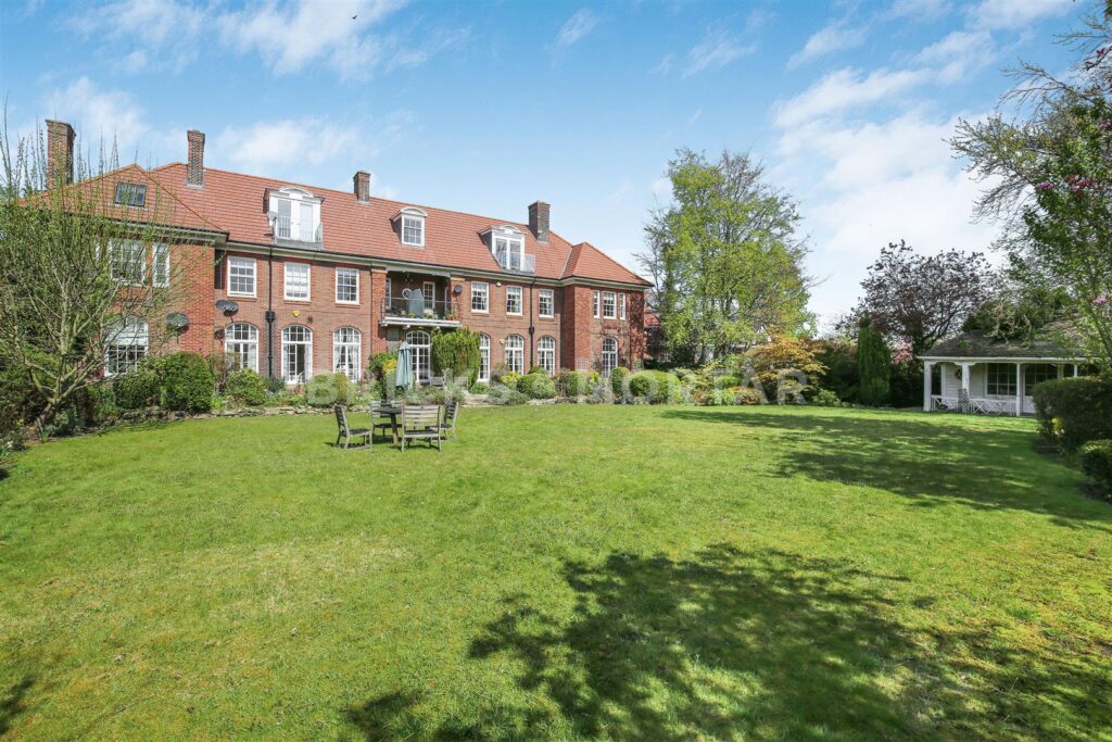 Lindisfarne Road, Jesmond, Newcastle Upon Tyne