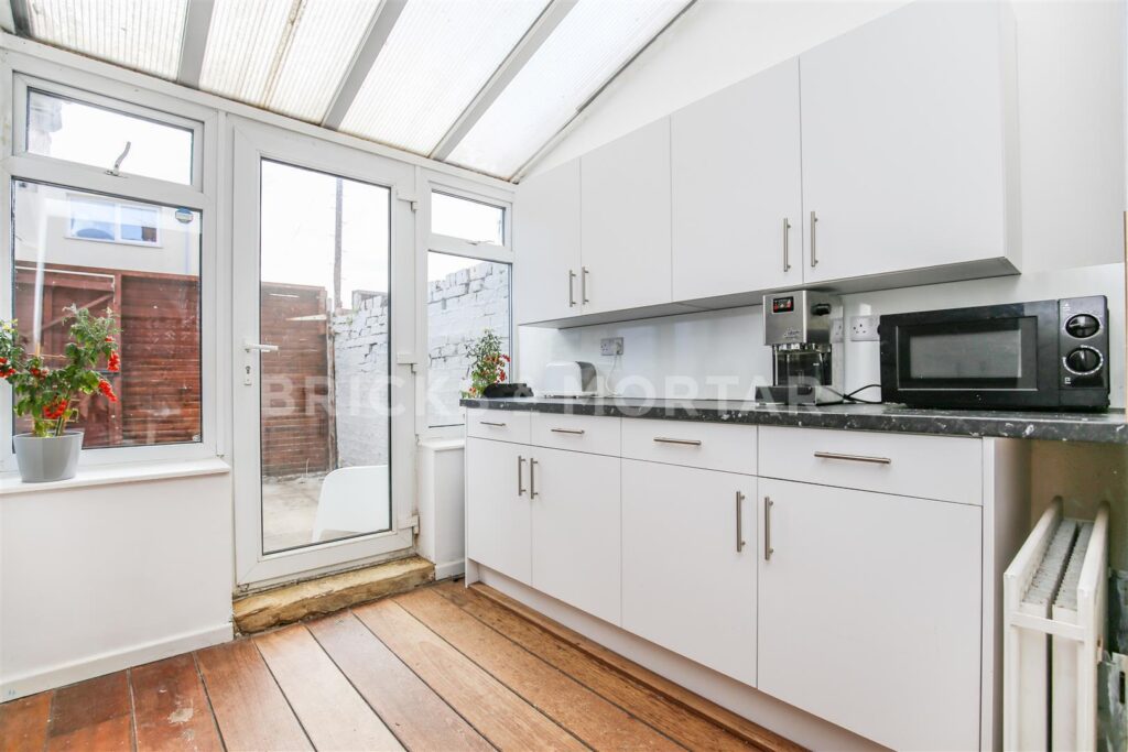 (£90pppw) Chillingham Road, Heaton, Newcastle Upon Tyne