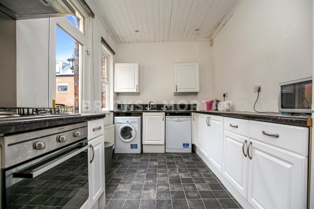 (£115pppw) Brandon Grove, Sandyford, Newcastle Upon Tyne, NE2