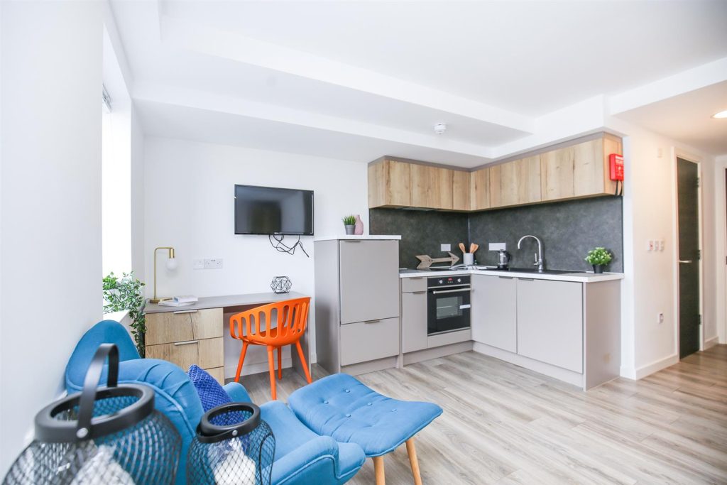 ((Rent Includes WiFi and TV License) St James’ View, City Centre, Newcastle Upon Tyne,NE1