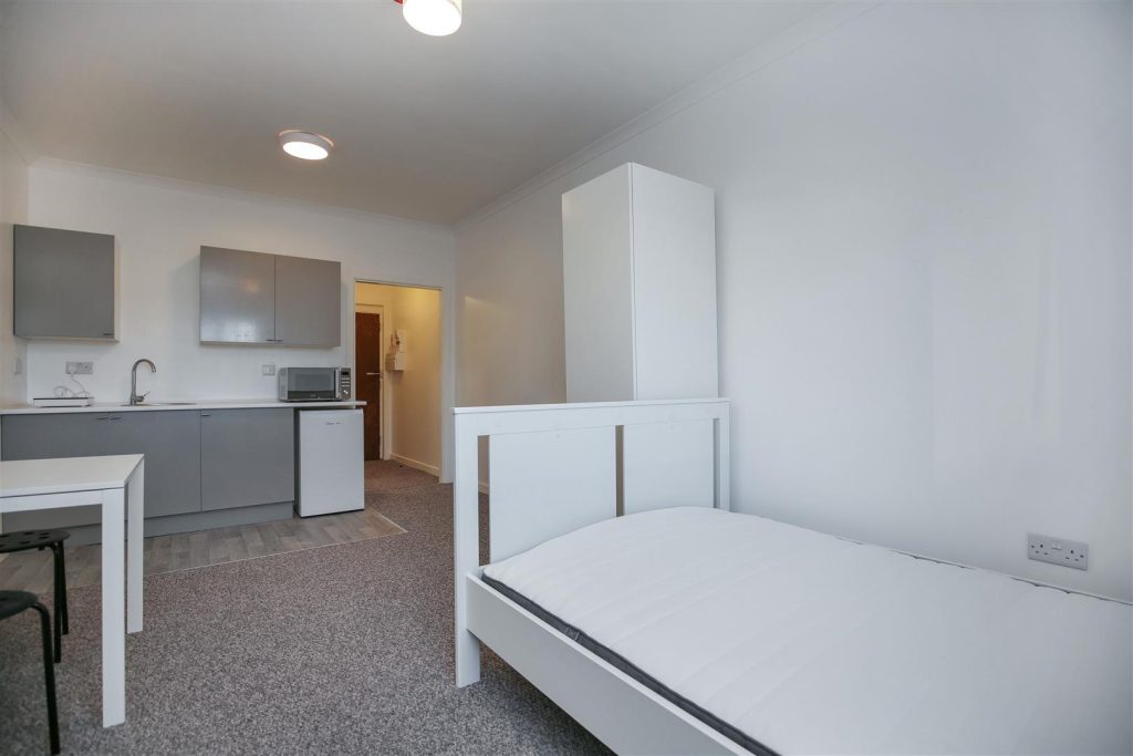 Parkside, Felling Central, Felling