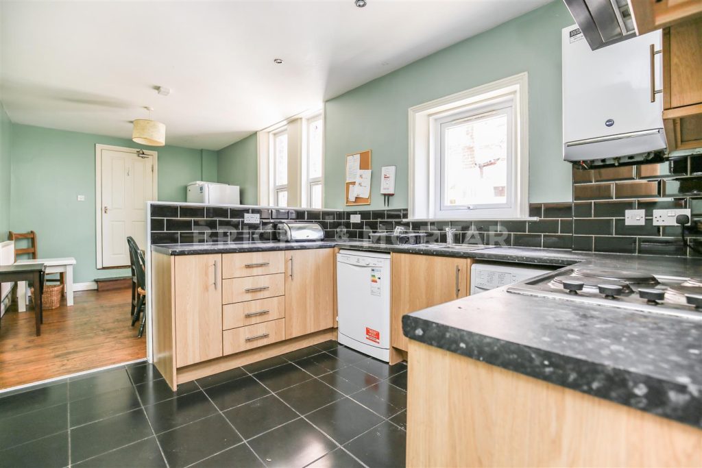 (£160pppw) Devonshire Place, Jesmond, Newcastle Upon Tyne, NE2